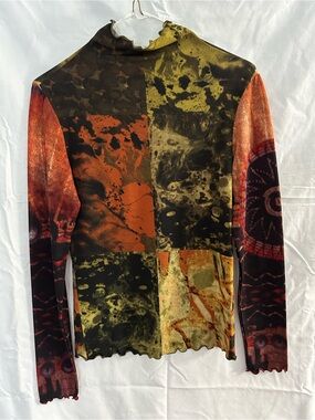 Mikai Abstract Print Top